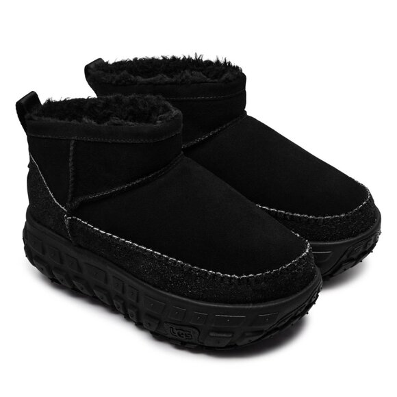 UGG All Gender Venture Daze Ultra Mini Cozy Boot - Picture 1 of 6